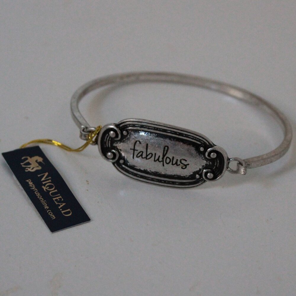 Niquea.D "Fabulous" Metal Bracelet
